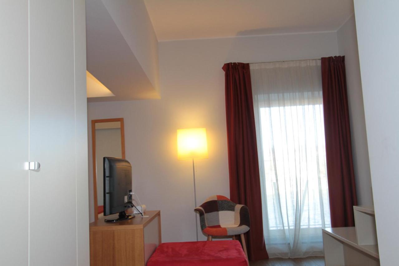 Hotel La Sosta Cisano Bergamasco Exteriör bild