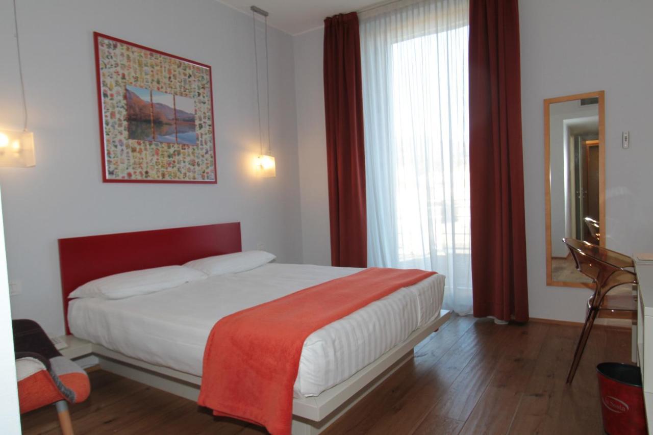 Hotel La Sosta Cisano Bergamasco Exteriör bild